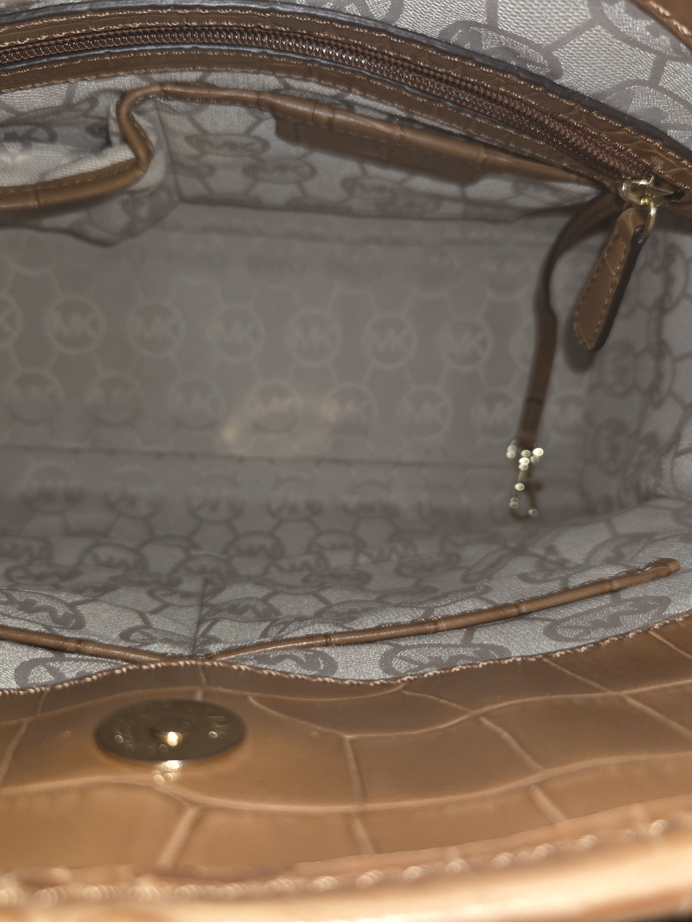Michael Kors Tan Croc-Accent Canvas Tote Bag Perfect For A Laptop. - Picture 9 of 15